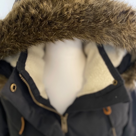 Roxy Women's Winter Coat - Cozy - Navy with Faux Fur Trim - Size S - Picture 4 of 8